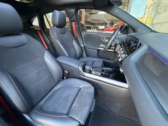 MERCEDES-BENZ-GLA 35 AMG-2022
