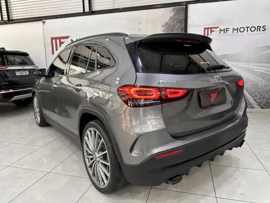 MERCEDES-BENZ-GLA 35 AMG-2022