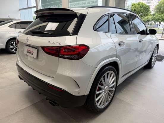 MERCEDES-BENZ-GLA 35 AMG-2022