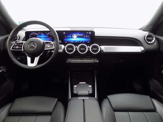 MERCEDES-BENZ-GLB 200-2021