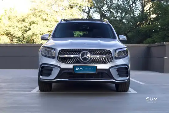 MERCEDES-BENZ-GLB 220-2025