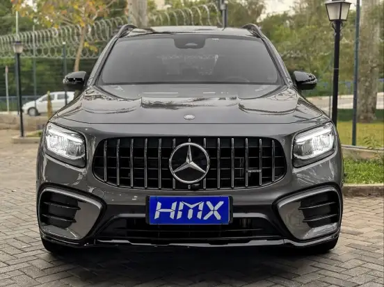 MERCEDES-BENZ-GLB 35 AMG-2023