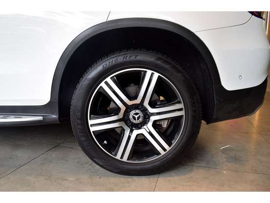 MERCEDES-BENZ-GLC 220d-2.0 TURBO DIESEL OFF-ROAD 9G-TRONIC MERCEDES-BENZ-GLC 220d-2022