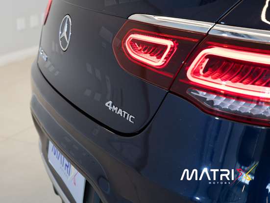 MERCEDES-BENZ-GLC 300-2.0 CGI GASOLINA COUPÉ 4MATIC 9G-TRONIC MERCEDES-BENZ-GLC 300-2020