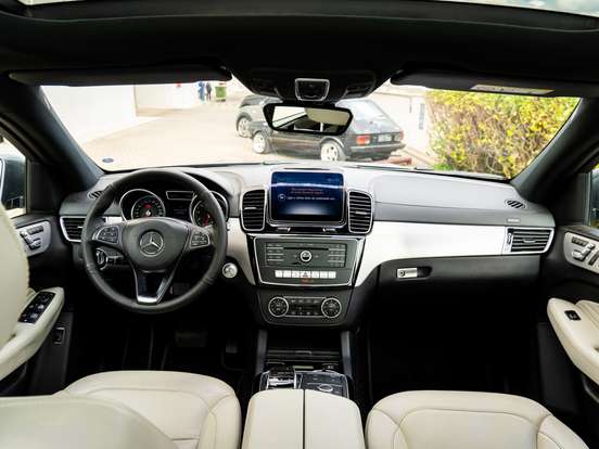 MERCEDES-BENZ-GLE 400-2018