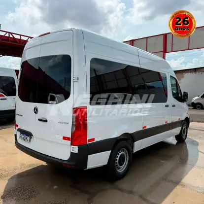 MERCEDES-BENZ-SPRINTER-2021