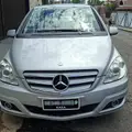 MERCEDES-BENZ B 180 1.7 FAMILY PLUS 8V GASOLINA 4P AUTOMÁTICO MERCEDES-BENZ B 180 1.7 FAMILY PLUS 8V GASOLINA 4P AUTOMÁTICO