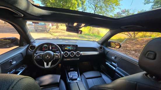 MERCEDES-BENZ-GLB 200-2021