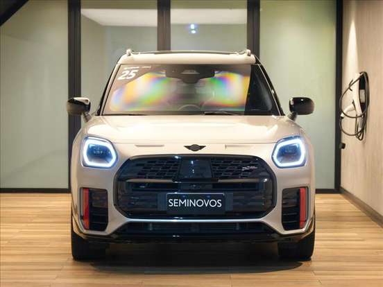 MINI-COUNTRYMAN-2025