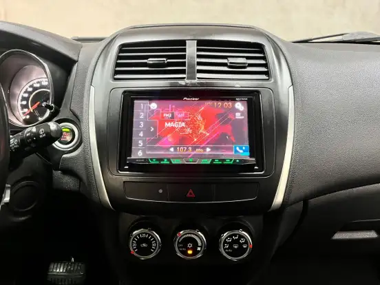MITSUBISHI-ASX-2017