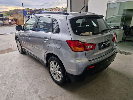 MITSUBISHI-ASX-2012