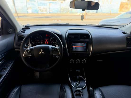 MITSUBISHI-ASX-2015