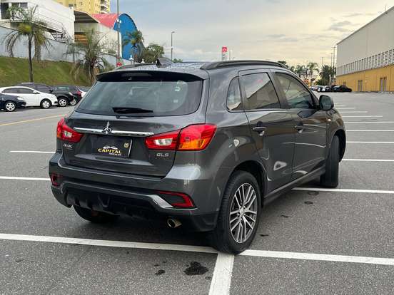 MITSUBISHI-ASX-2019