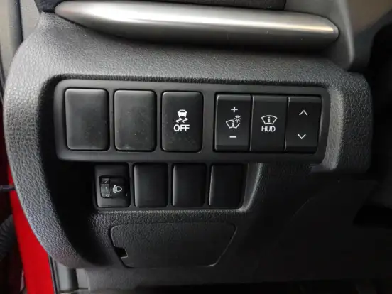 MITSUBISHI-ECLIPSE CROSS-2021