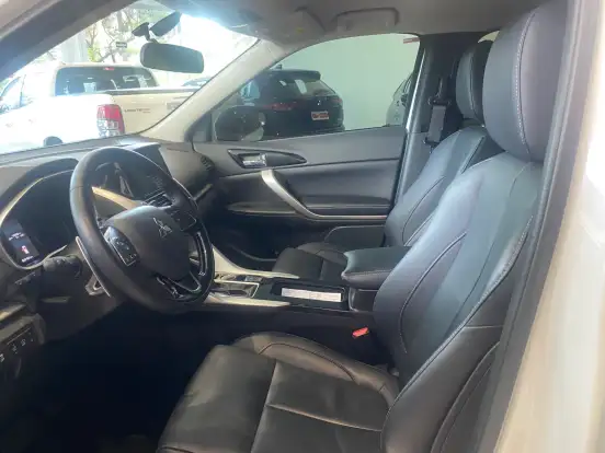 MITSUBISHI-ECLIPSE CROSS-2024