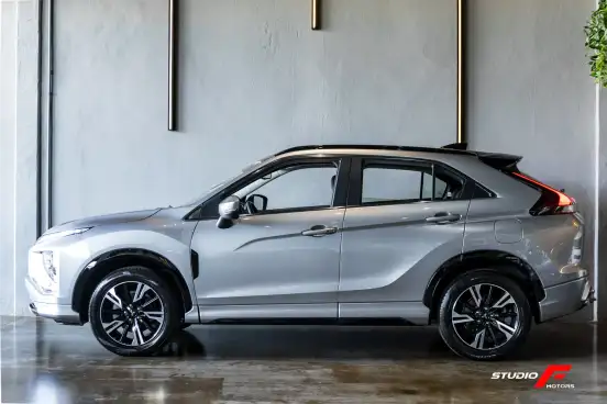 MITSUBISHI-ECLIPSE CROSS-1.5 MIVEC TURBO GASOLINA HPE-S S-AWC CVT MITSUBISHI-ECLIPSE CROSS-2023