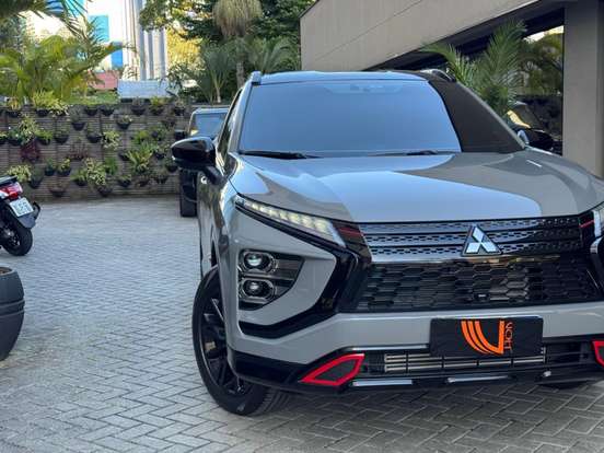 MITSUBISHI-ECLIPSE CROSS-1.5 MIVEC TURBO GASOLINA HPE BLACK CVT MITSUBISHI-ECLIPSE CROSS-2025