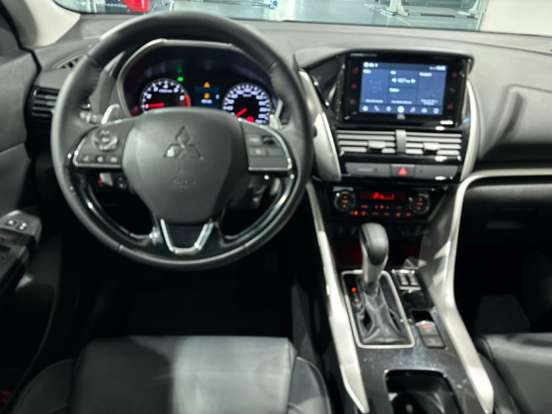 MITSUBISHI-ECLIPSE CROSS-1.5 MIVEC TURBO GASOLINA HPE CVT MITSUBISHI-ECLIPSE CROSS-2023