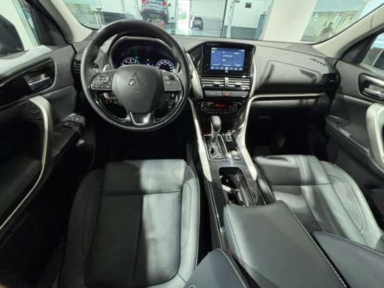 MITSUBISHI-ECLIPSE CROSS-1.5 MIVEC TURBO GASOLINA HPE CVT MITSUBISHI-ECLIPSE CROSS-2023