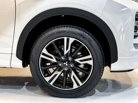MITSUBISHI-ECLIPSE CROSS-1.5 MIVEC TURBO GASOLINA HPE CVT MITSUBISHI-ECLIPSE CROSS-2026