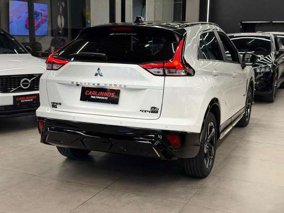 MITSUBISHI-ECLIPSE CROSS-1.5 MIVEC TURBO GASOLINA HPE-S BLACK S-AWC CVT MITSUBISHI-ECLIPSE CROSS-2025
