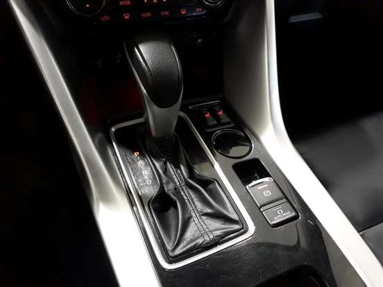 MITSUBISHI-ECLIPSE CROSS-1.5 MIVEC TURBO GASOLINA HPE-S CVT MITSUBISHI-ECLIPSE CROSS-2023