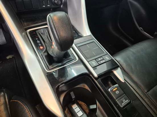 MITSUBISHI-ECLIPSE CROSS-2021