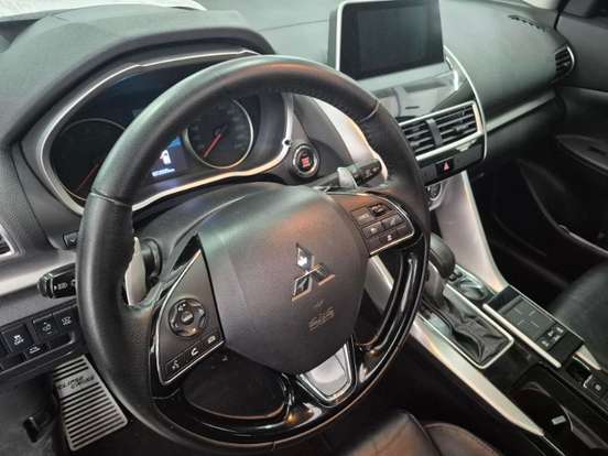 MITSUBISHI-ECLIPSE CROSS-1.5 MIVEC TURBO GASOLINA HPE-S CVT MITSUBISHI-ECLIPSE CROSS-2021