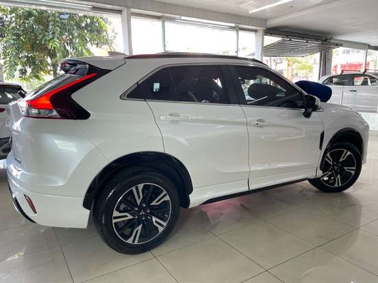 MITSUBISHI-ECLIPSE CROSS-1.5 MIVEC TURBO GASOLINA HPE-S S-AWC CVT MITSUBISHI-ECLIPSE CROSS-2024