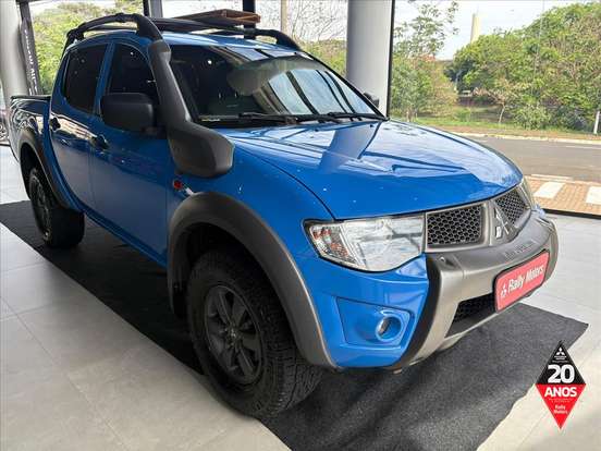 MITSUBISHI-L200 SAVANA-3.2 4X4 16V TURBO INTERCOOLER DIESEL 4P AUTOMÁTICO MITSUBISHI-L200 SAVANA-2016