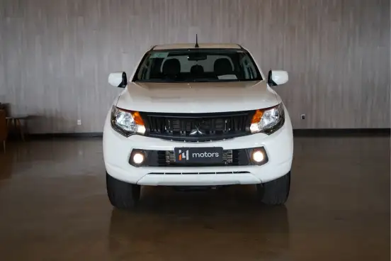 MITSUBISHI-L200 TRITON-2021