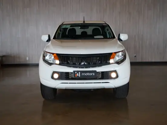 MITSUBISHI-L200 TRITON-2.4 16V TURBO DIESEL GL CD 4X4 MANUAL MITSUBISHI-L200 TRITON-2021