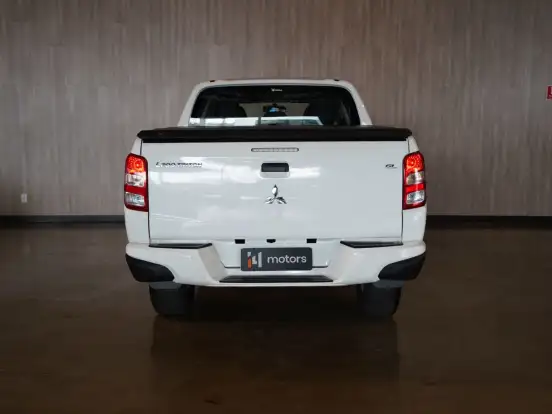 MITSUBISHI-L200 TRITON-2.4 16V TURBO DIESEL GL CD 4X4 MANUAL MITSUBISHI-L200 TRITON-2021