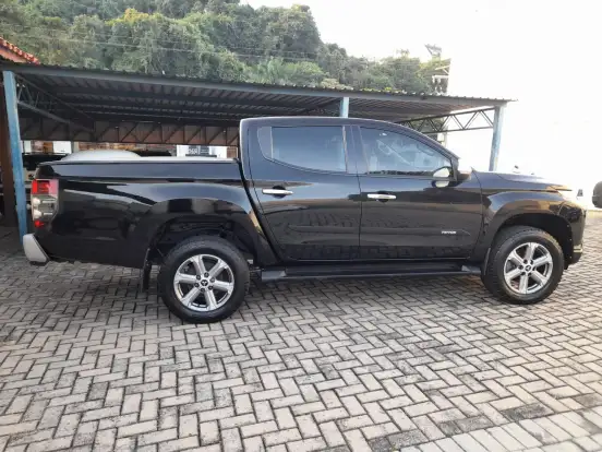 MITSUBISHI-L200 TRITON-2021