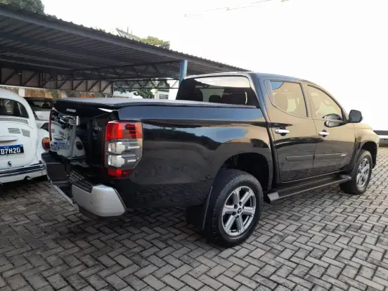 MITSUBISHI-L200 TRITON-2021