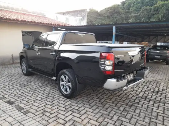 MITSUBISHI-L200 TRITON-2021