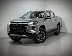 MITSUBISHI L200 TRITON 2.4 16V TURBO DIESEL SPORT HPE-S CD 4P 4X4 AUTOMÁTICO MITSUBISHI L200 TRITON 2.4 16V TURBO DIESEL SPORT HPE-S CD 4P 4X4 AUTOMÁTICO