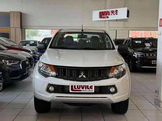 MITSUBISHI-L200 TRITON-2.4 16V TURBO DIESEL GL CD 4X4 MANUAL MITSUBISHI-L200 TRITON-2022