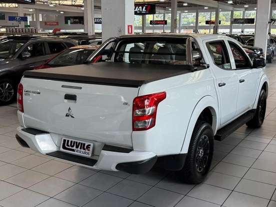 MITSUBISHI-L200 TRITON-2.4 16V TURBO DIESEL GL CD 4X4 MANUAL MITSUBISHI-L200 TRITON-2022