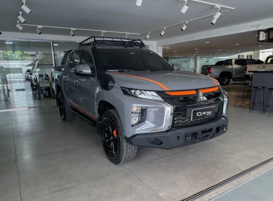 MITSUBISHI L200 TRITON 2.4 16V TURBO DIESEL SPORT HPE SERTÕES CD 4P 4X4 AUTOMÁTICO