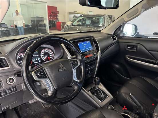 MITSUBISHI-L200 TRITON-2021