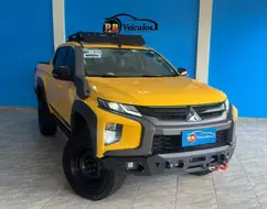 MITSUBISHI L200 TRITON 2.4 16V TURBO DIESEL SPORT SAVANA CD 4P 4X4 AUTOMÁTICO MITSUBISHI L200 TRITON 2.4 16V TURBO DIESEL SPORT SAVANA CD 4P 4X4 AUTOMÁTICO
