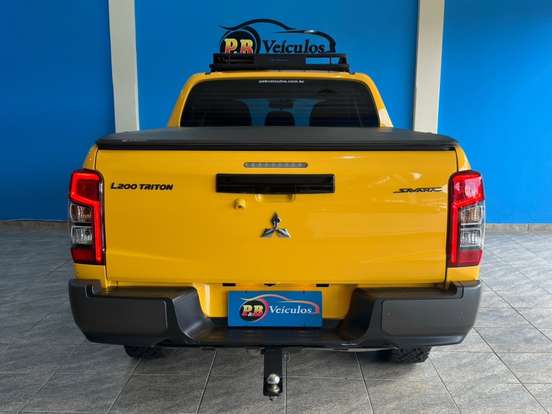 MITSUBISHI-L200 TRITON-2024