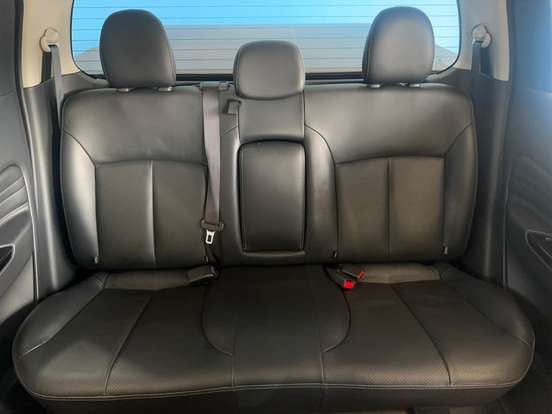 MITSUBISHI-L200 TRITON-2.4 16V TURBO DIESEL SPORT SAVANA CD 4P 4X4 AUTOMÁTICO MITSUBISHI-L200 TRITON-2024