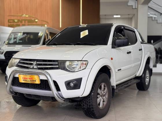 MITSUBISHI L200 TRITON 2.4 HLS 4X2 CD 16V FLEX 4P MANUAL
