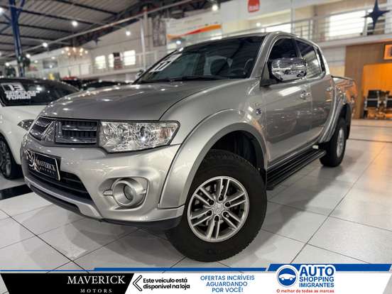 MITSUBISHI-L200 TRITON-2.4 HLS CHROME 4X2 CD 16V FLEX 4P MANUAL MITSUBISHI-L200 TRITON-2017