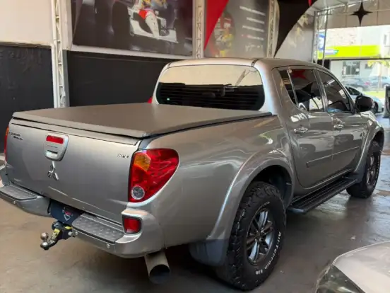 MITSUBISHI-L200 TRITON-3.2 HPE 4X4 CD 16V TURBO INTERCOOLER DIESEL 4P AUTOMÁTICO MITSUBISHI-L200 TRITON-2013