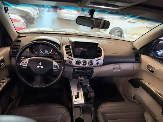 MITSUBISHI-L200 TRITON-2013