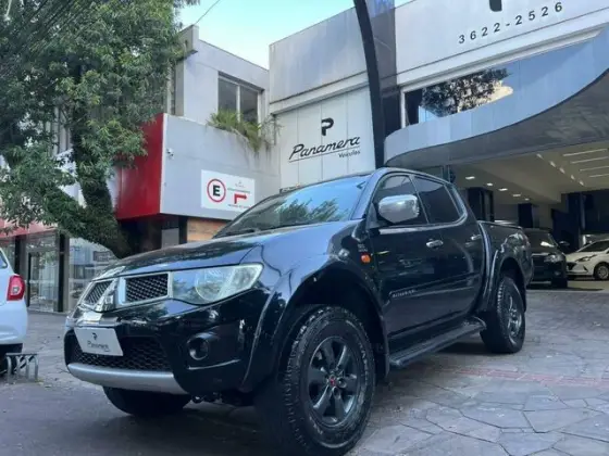 MITSUBISHI L200 TRITON 3.2 HPE 4X4 CD 16V TURBO INTERCOOLER DIESEL 4P AUTOMÁTICO