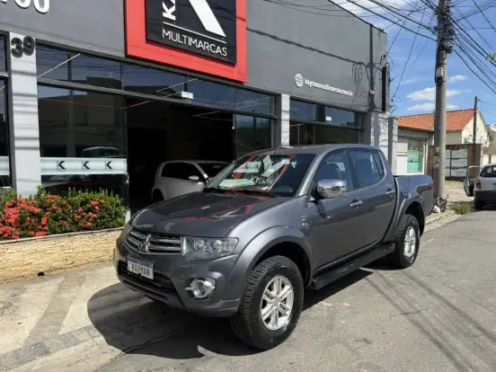 MITSUBISHI-L200 TRITON-3.2 HPE 4X4 CD 16V TURBO INTERCOOLER DIESEL 4P AUTOMÁTICO MITSUBISHI-L200 TRITON-2014